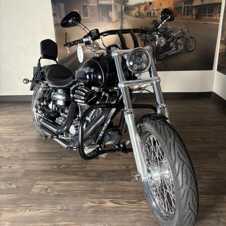 2013 Harley-Davidson® Super Glide® Custom Vivid Black thumb 2