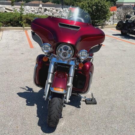 2017 Harley-Davidson® Ultra Limited Low Two-Tone Mysterious Red Sunglo/Velocity Red Sunglo thumb 2