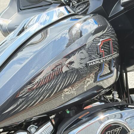 2026 Harley-Davidson® Road Glide® thumb 3