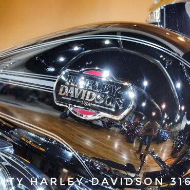 2008 Harley-Davidson® Electra Glide® Ultra Classic®, FLHTCU thumb 0