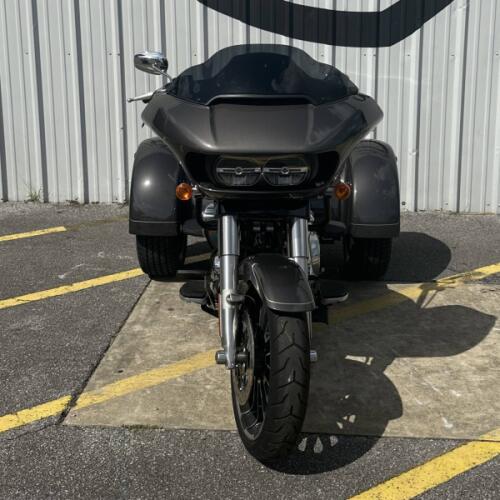 2023 Harley-Davidson® Road Glide® 3 Gray Haze thumb 3