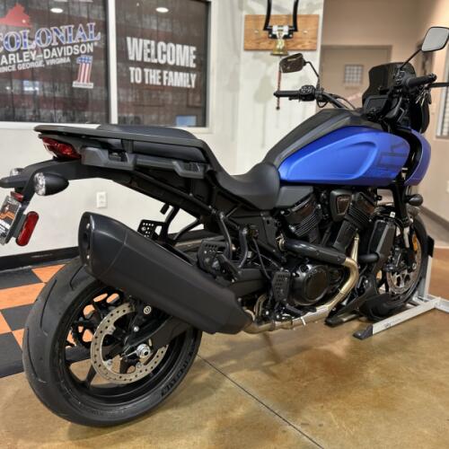 RA1250ST 2026 Pan America® 1250 ST thumb 3