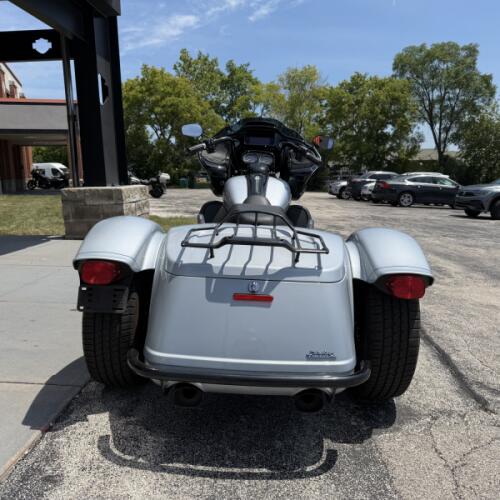FLTRT 2024 Road Glide 3 thumb 2