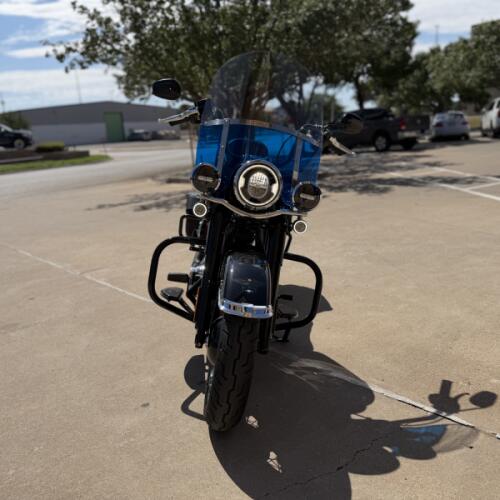 2026 Harley-Davidson® Heritage Classic Midnight Ember w/Laced Wheels thumb 1