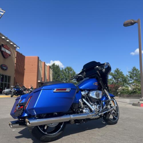 2026 Harley-Davidson® FLHX Street Glide® Aurora Blue Denim thumb 2