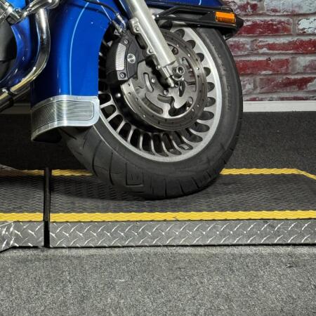 FLHTCU 2009 Electra Glide® Ultra Classic® thumb 1
