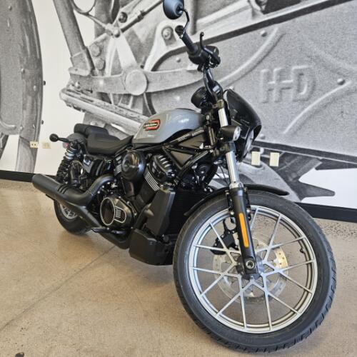 2026 Nightster Special® RH975S thumb 2