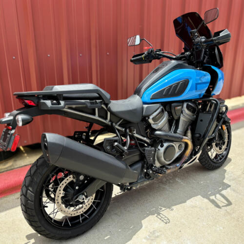 2022 Harley-Davidson® Pan America™ 1250 Special Fastback Blue/White Sand Pearl thumb 2