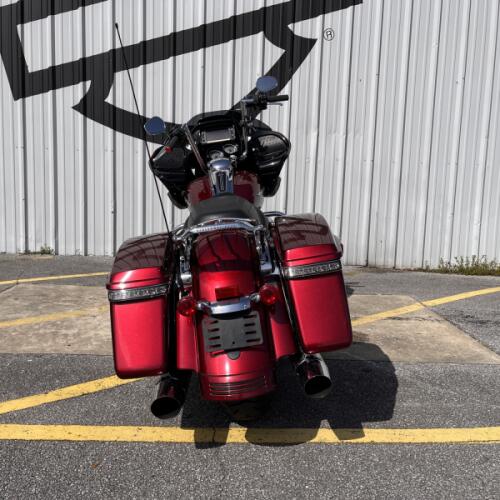 2017 Harley-Davidson® Road Glide® Special Velocity Red Sunglo thumb 1