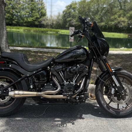 2022 Harley-Davidson® Low Rider® S Vivid Black thumb 3