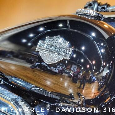 2023 Harley-Davidson® Street Glide® Special, FLHXS thumb 0