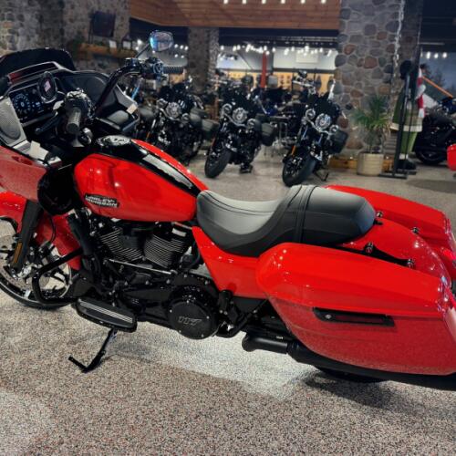 FLTRX 2026 Road Glide® thumb 0