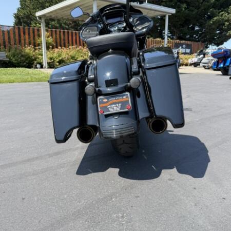 2021 Harley-Davidson® Road Glide® Special Vivid Black - Black Finish thumb 0