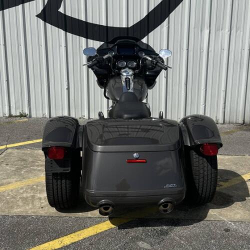 2023 Harley-Davidson® Road Glide® 3 Gray Haze thumb 1