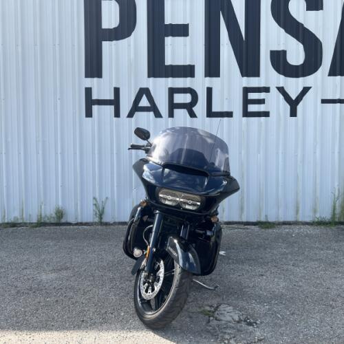 2021 Harley-Davidson® Road Glide® Limited Vivid Black - Black Finish thumb 3