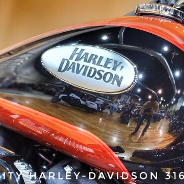 2024 Harley-Davidson® Heritage Classic 114, FLHCS thumb 0