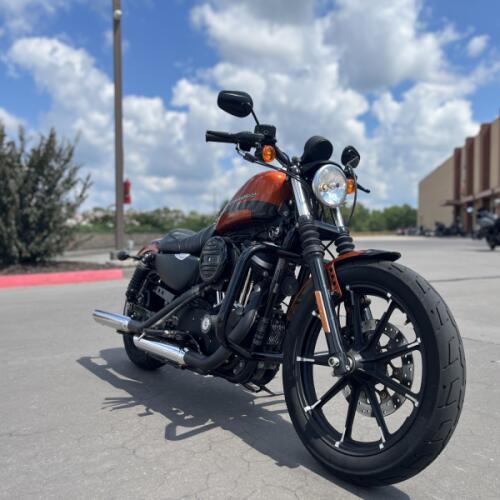 2020 Harley-Davidson® XL883N Iron 883™ SRCHORG/SLVFLUX 404606 thumb 3