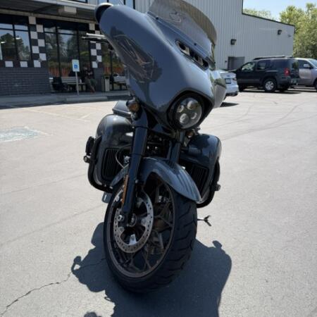 2022 Harley-Davidson® Street Glide® ST Gunship Gray thumb 3
