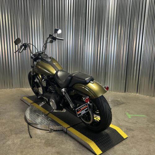 2016 Harley-Davidson® Street Bob® Olive Gold thumb 0
