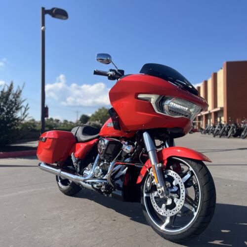 2026 Harley-Davidson® FLTRX Road Glide® Blood Orange  thumb 3