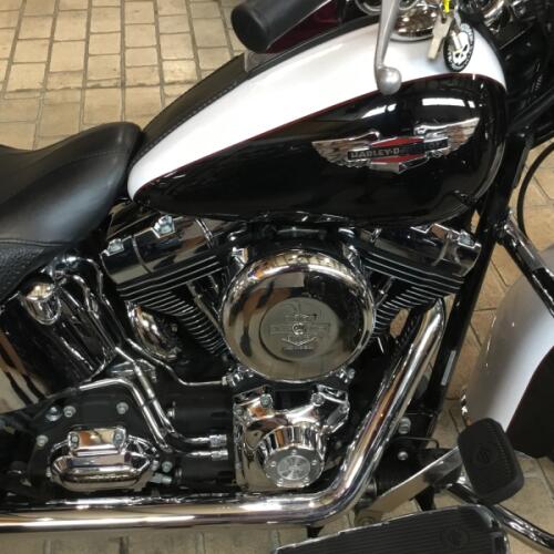 2007 Harley-Davidson® Softail® Deluxe Two-Tone White Gold Pearl/Pewter Pearl thumb 3