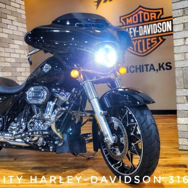 2023 Harley-Davidson® Street Glide® Special, FLHXS thumb 2