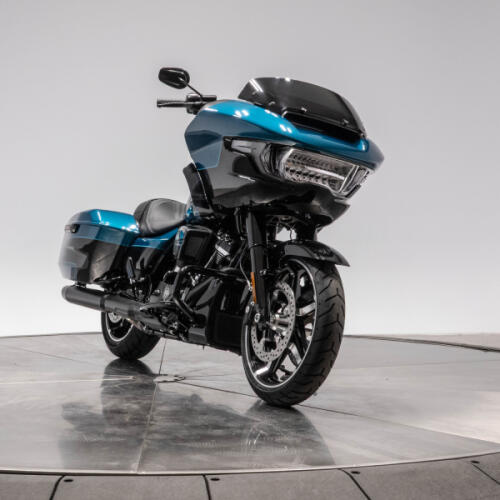 2026 HARLEY-DAVIDSON FLTRX ROAD GLIDE in Teal Thunder/Vivid Black with Black Trim with 10 miles thumb 2