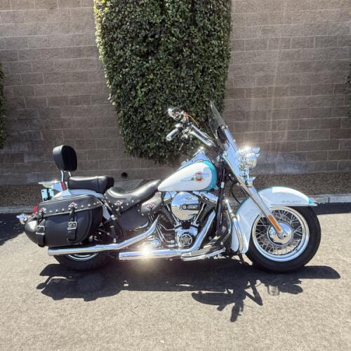FLSTC 2016 Heritage Softail® Classic thumb 2