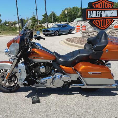 2014 Harley-Davidson® Ultra Limited Two-Tone Amber Whiskey/Brilliant Silver thumb 0