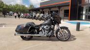 2026 Harley-Davidson® Street Glide® Midnight Ember Chrome Trim