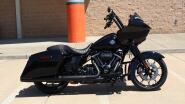 2022 Harley-Davidson® Road Glide® Special Vivid Black - Black Finish
