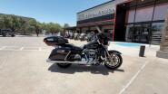 2019 Harley-Davidson® Ultra Limited Vivid Black