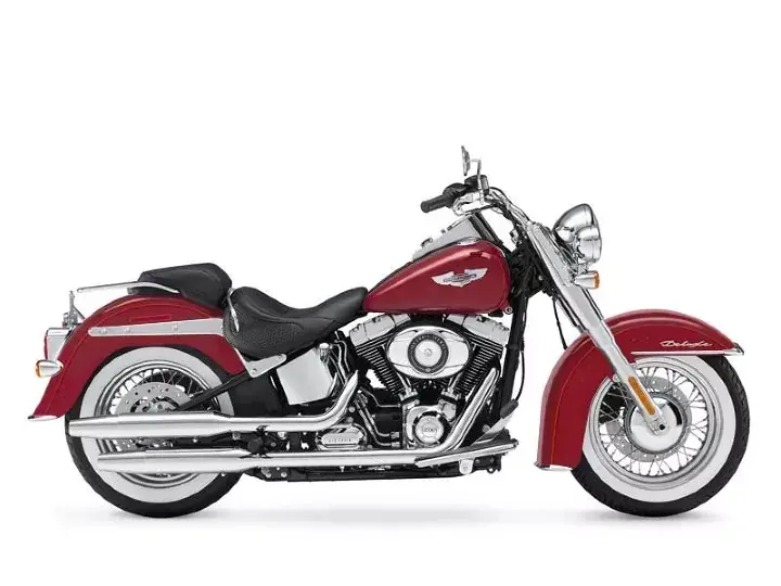 2009 Harley-Davidson® Softail® Deluxe Red Hot Sunglo