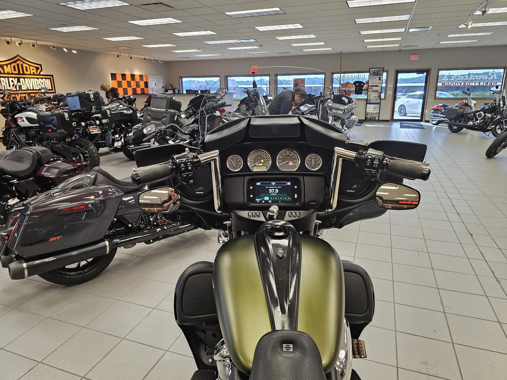 FLHTCUTG 2022 Tri Glide® Ultra, photo 17