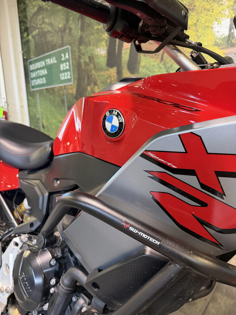 2021 BMW Motorrad F 900 XR No Gimmicks, No Hidden Fees, photo 2