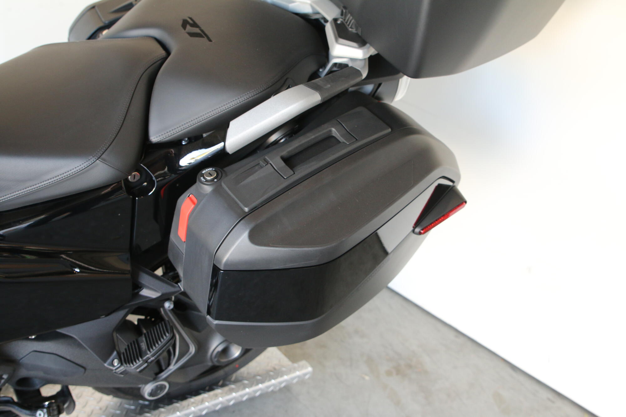 2026 BMW Motorrad R 1300 RT, photo 22