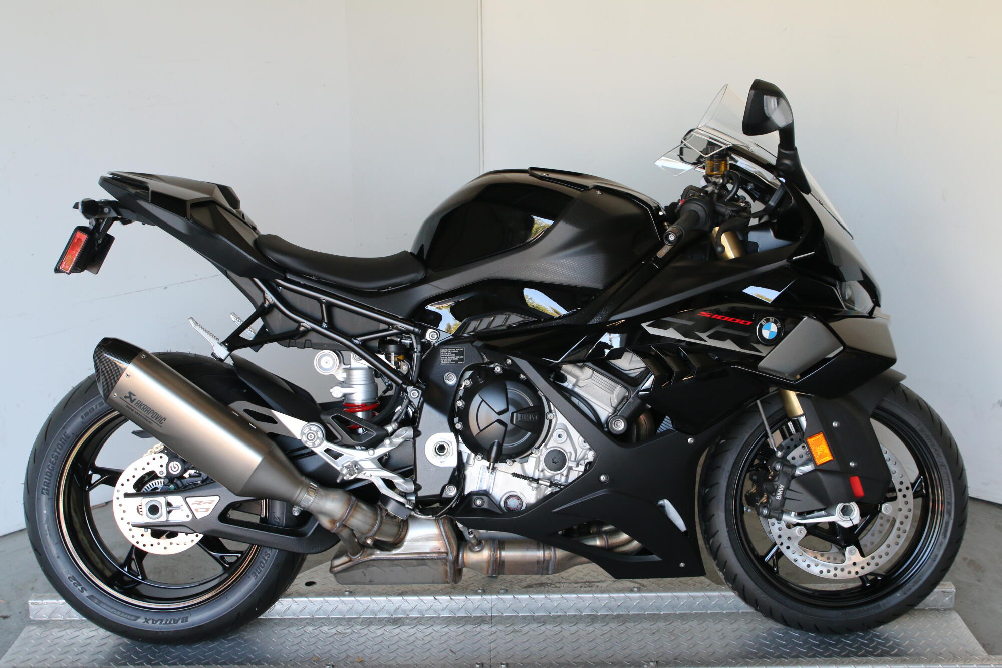 2026 BMW Motorrad S 1000 RR, photo 2