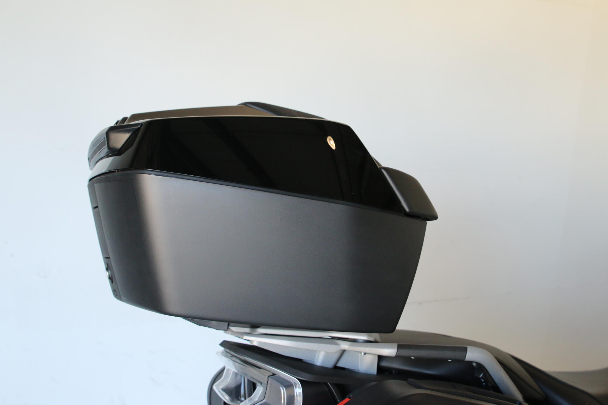 2026 BMW Motorrad R 1300 RT, photo 11
