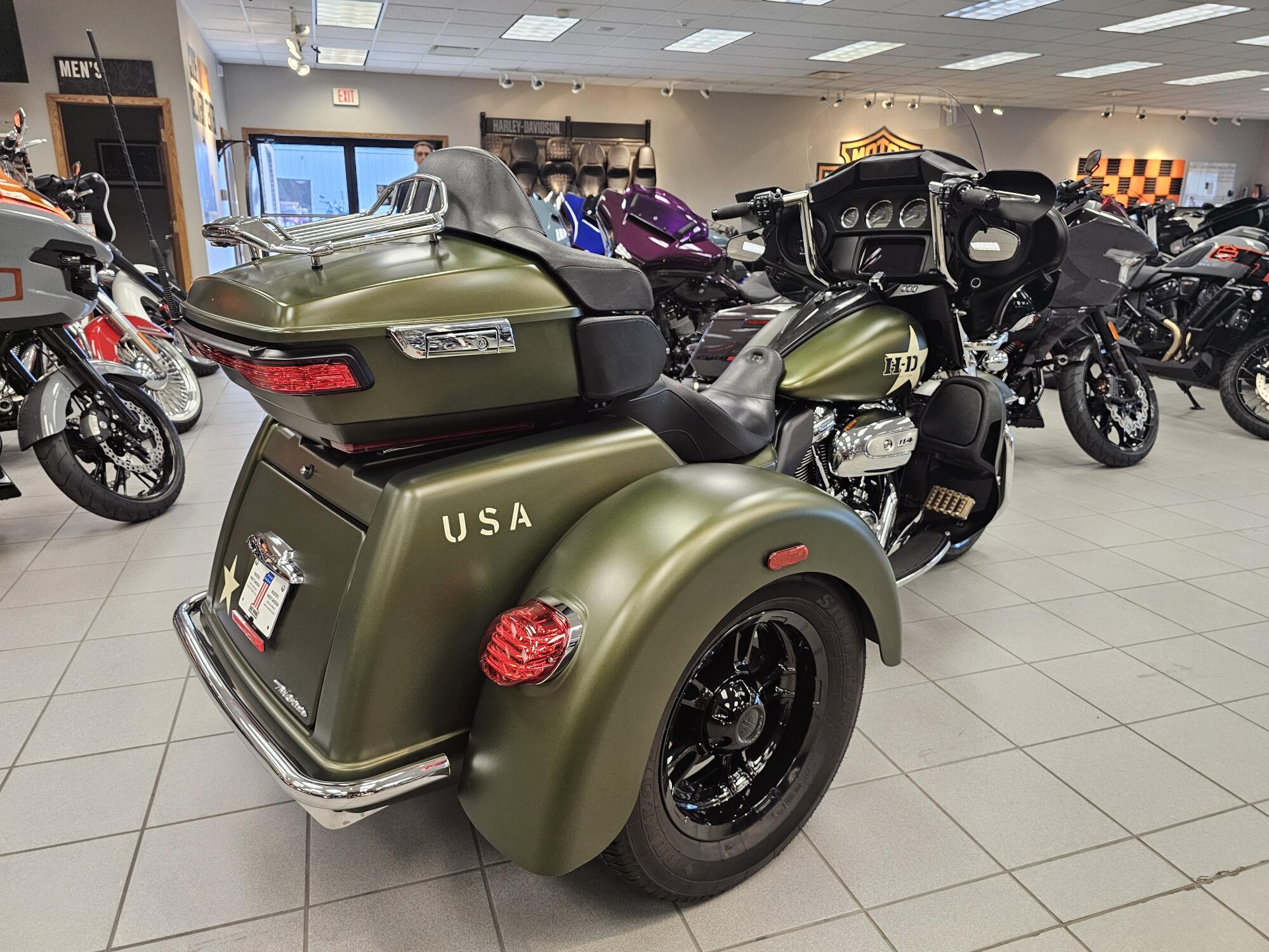 FLHTCUTG 2022 Tri Glide® Ultra, photo 8