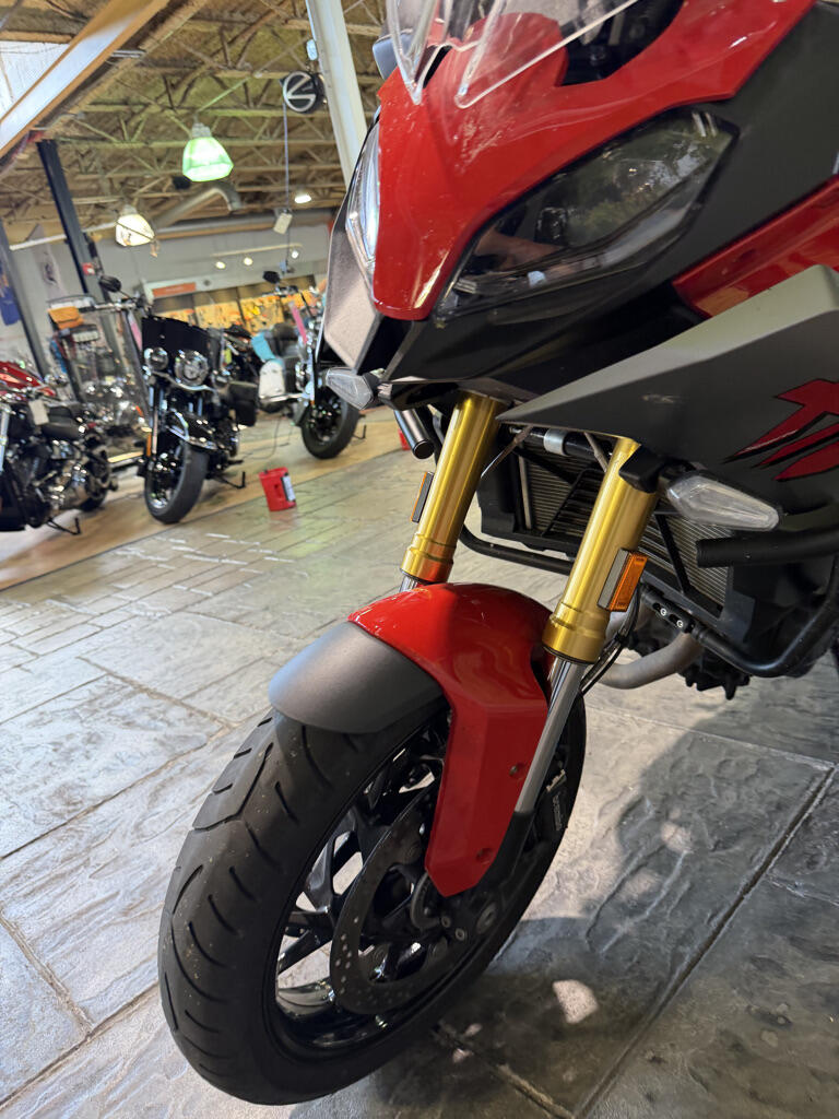 2021 BMW Motorrad F 900 XR No Gimmicks, No Hidden Fees, photo 11