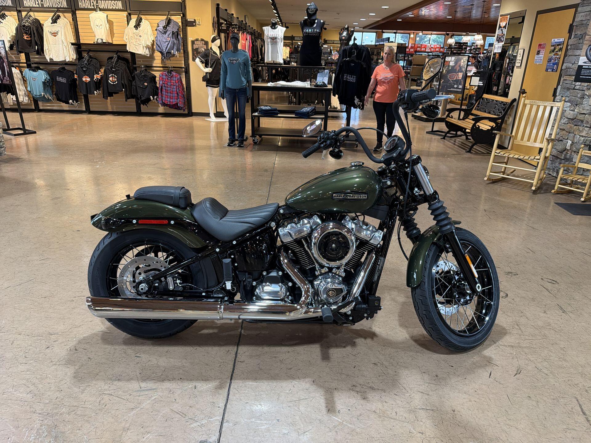 2026 FXBB - Street Bob 