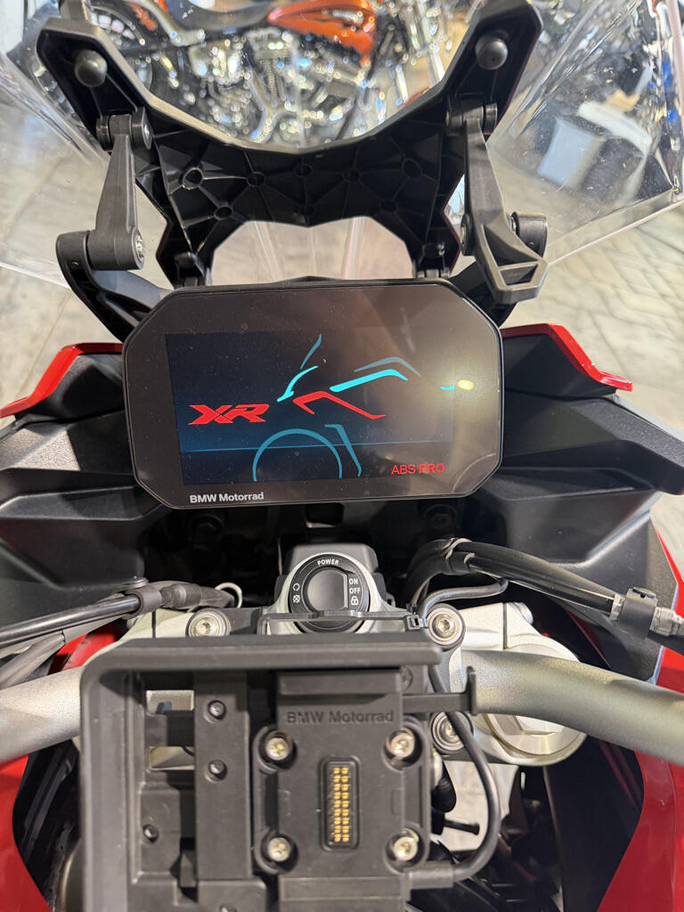 2021 BMW Motorrad F 900 XR No Gimmicks, No Hidden Fees, photo 16