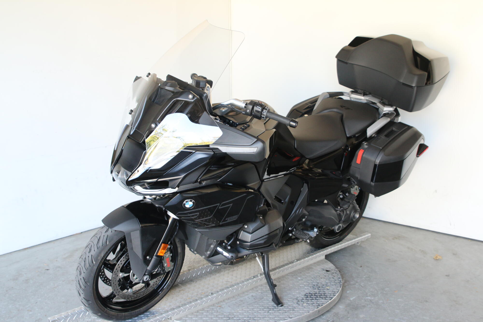 2026 BMW Motorrad R 1300 RT, photo 7