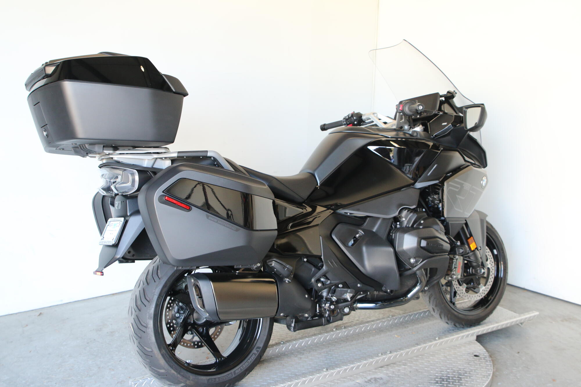 2026 BMW Motorrad R 1300 RT, photo 3