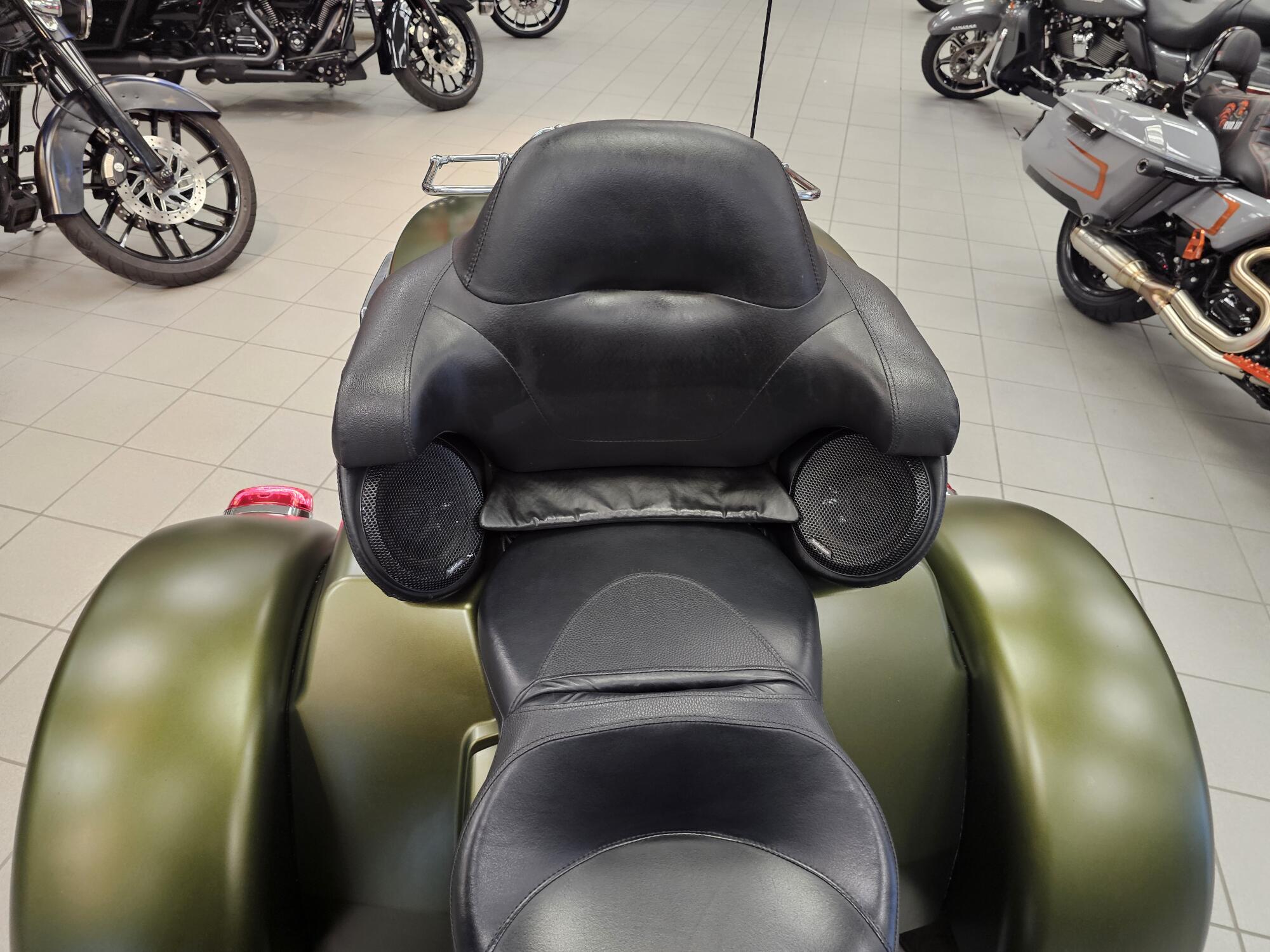 FLHTCUTG 2022 Tri Glide® Ultra, photo 16