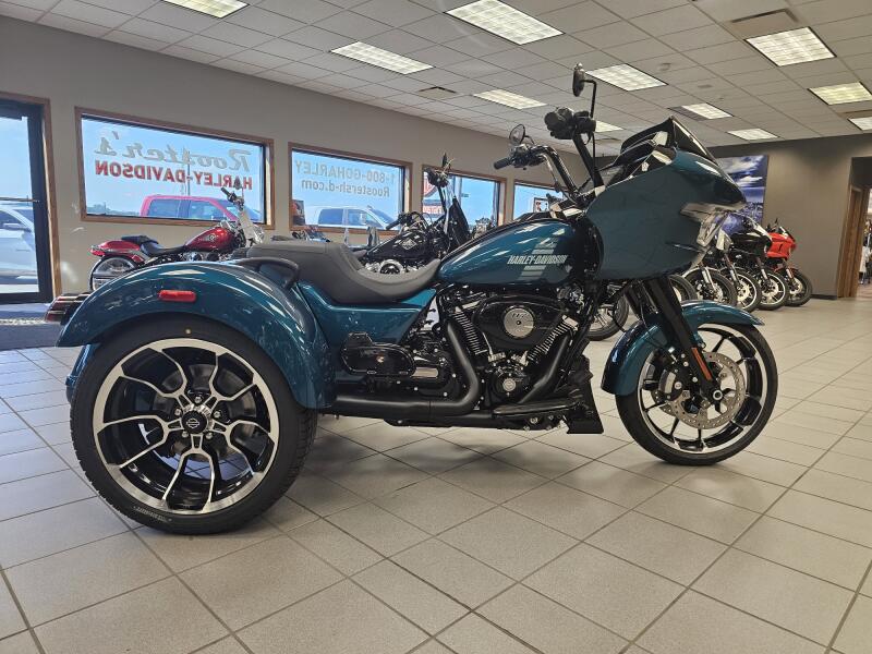 FLTRT 2026 Road Glide 3