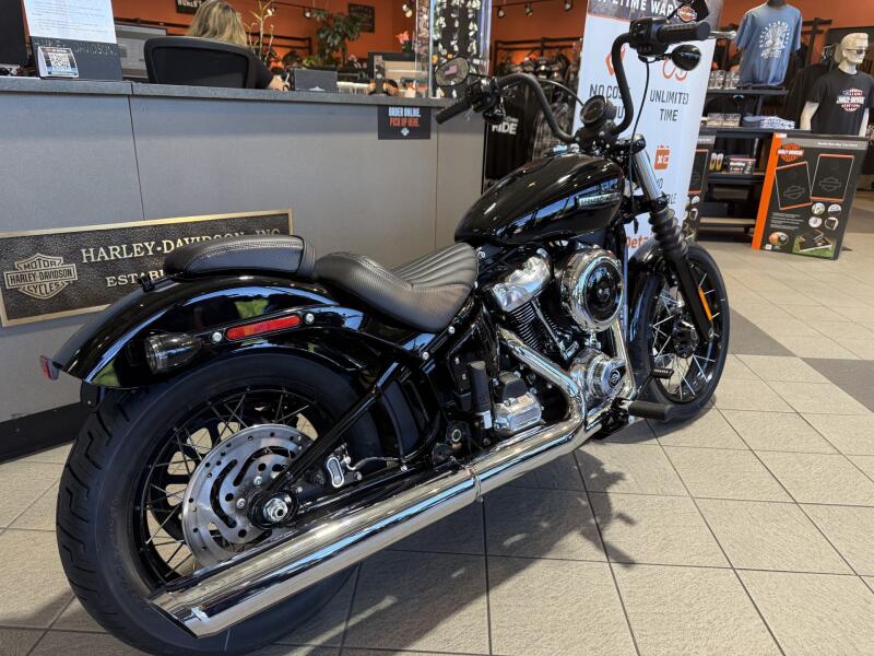 FXBB 2026 Street Bob®