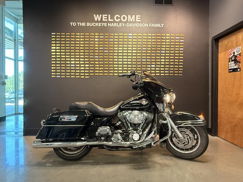 2006 Harley-Davidson® Electra Glide® Ultra Classic® Black Cherry Pearl