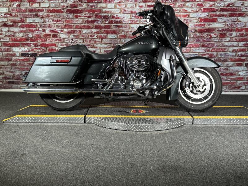 2008 Harley-Davidson® Street Glide® Vivid Black