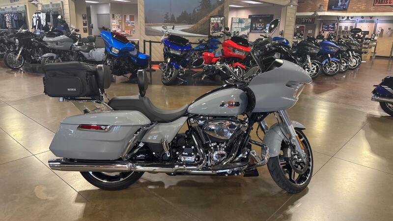 FLTRX 2025 Road Glide™